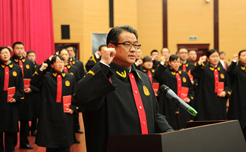 养蜂收入怎么样_法院收入怎么样(2)