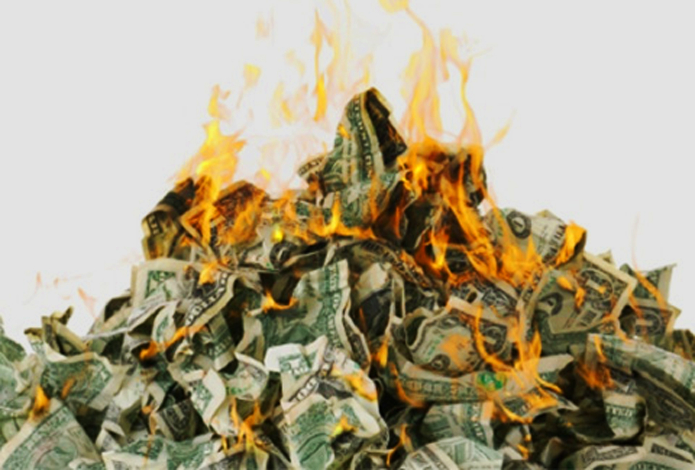 GDP狂热_中国gdp增长图(3)