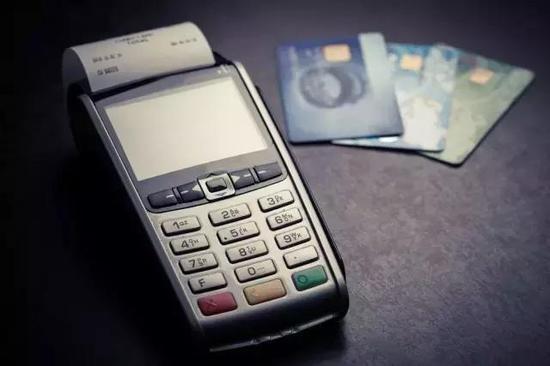 快看！你的信用卡是否存在被盗刷的风险？                编辑：新华网 来源：新华网 日期：2016-11-09